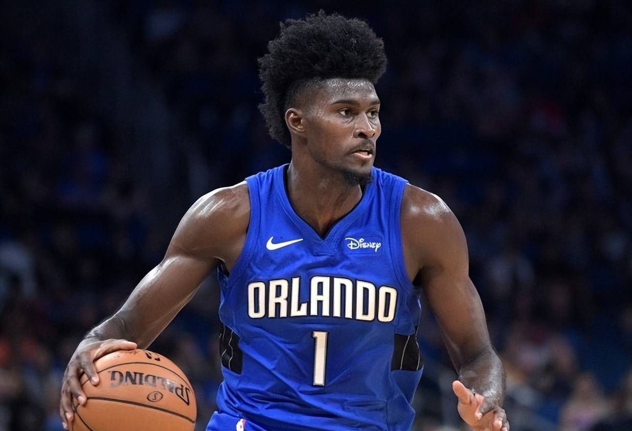 江苏队逆转国王，米切尔高光表现