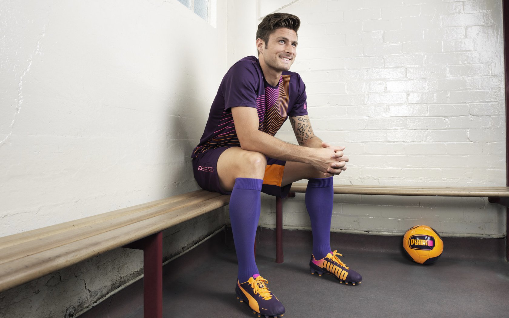 乔治一剑封喉,雄鹿强行终结魔术悬念